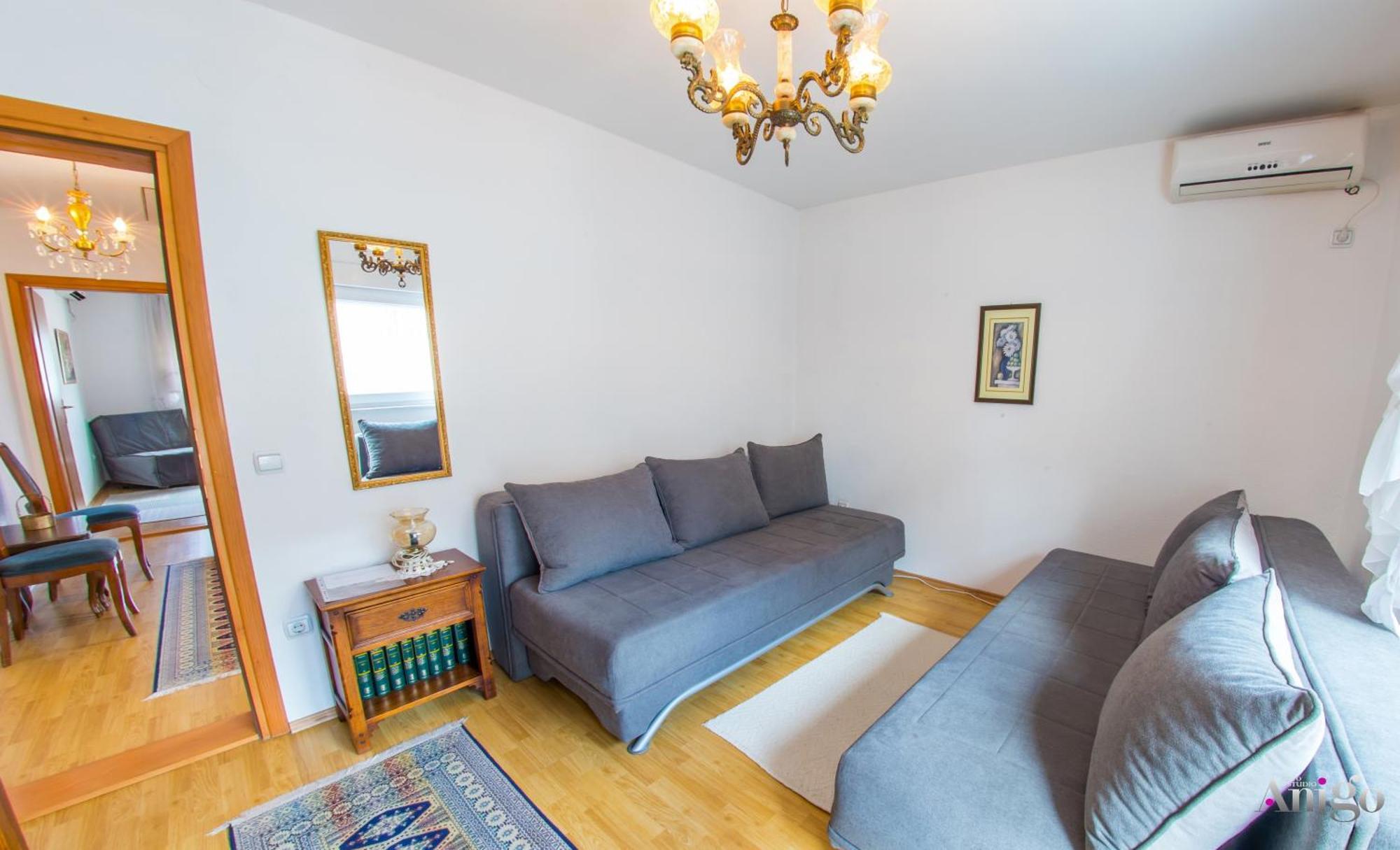 Apartment Ado Mostar Exteriör bild