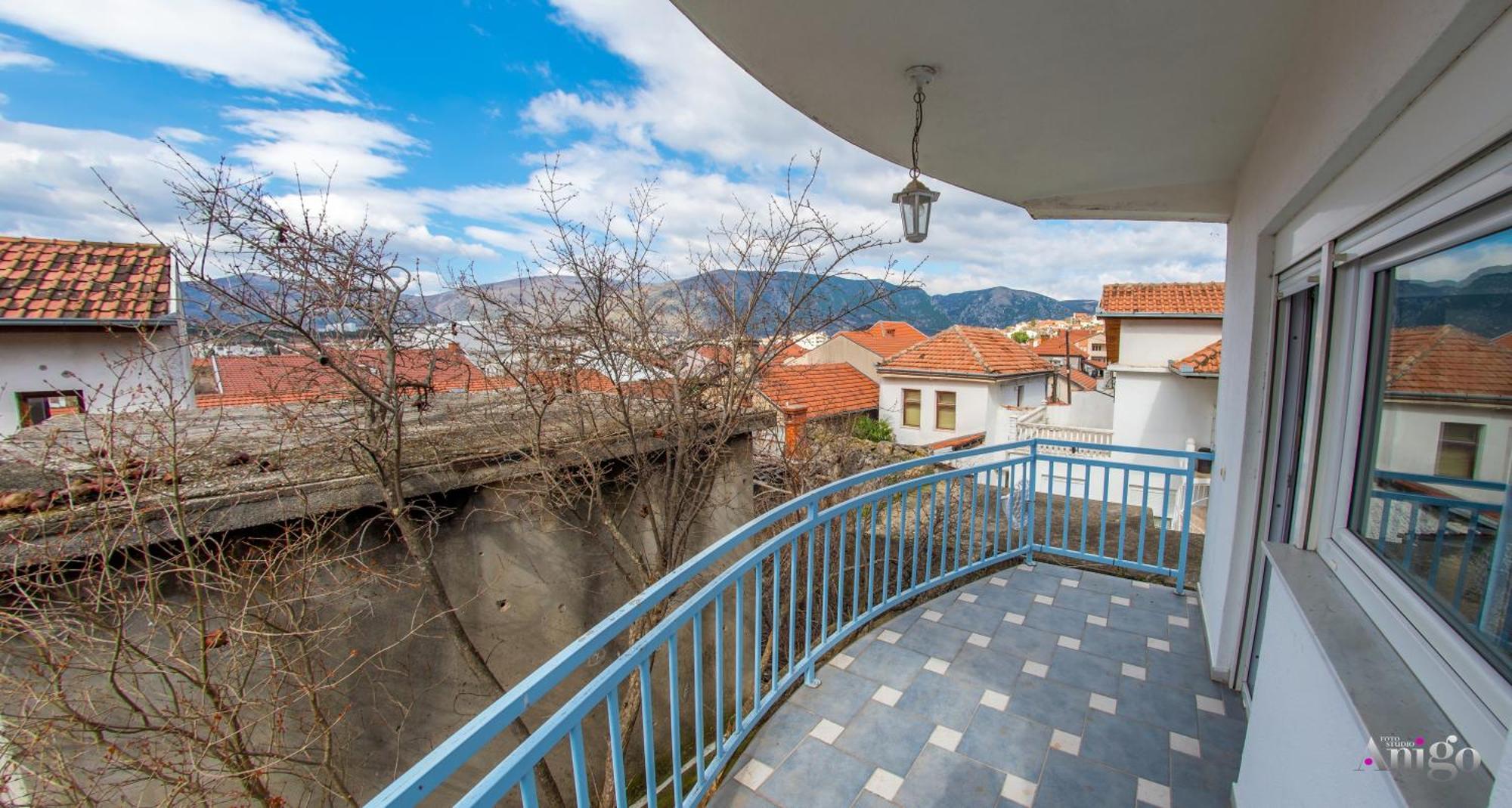 Apartment Ado Mostar Exteriör bild