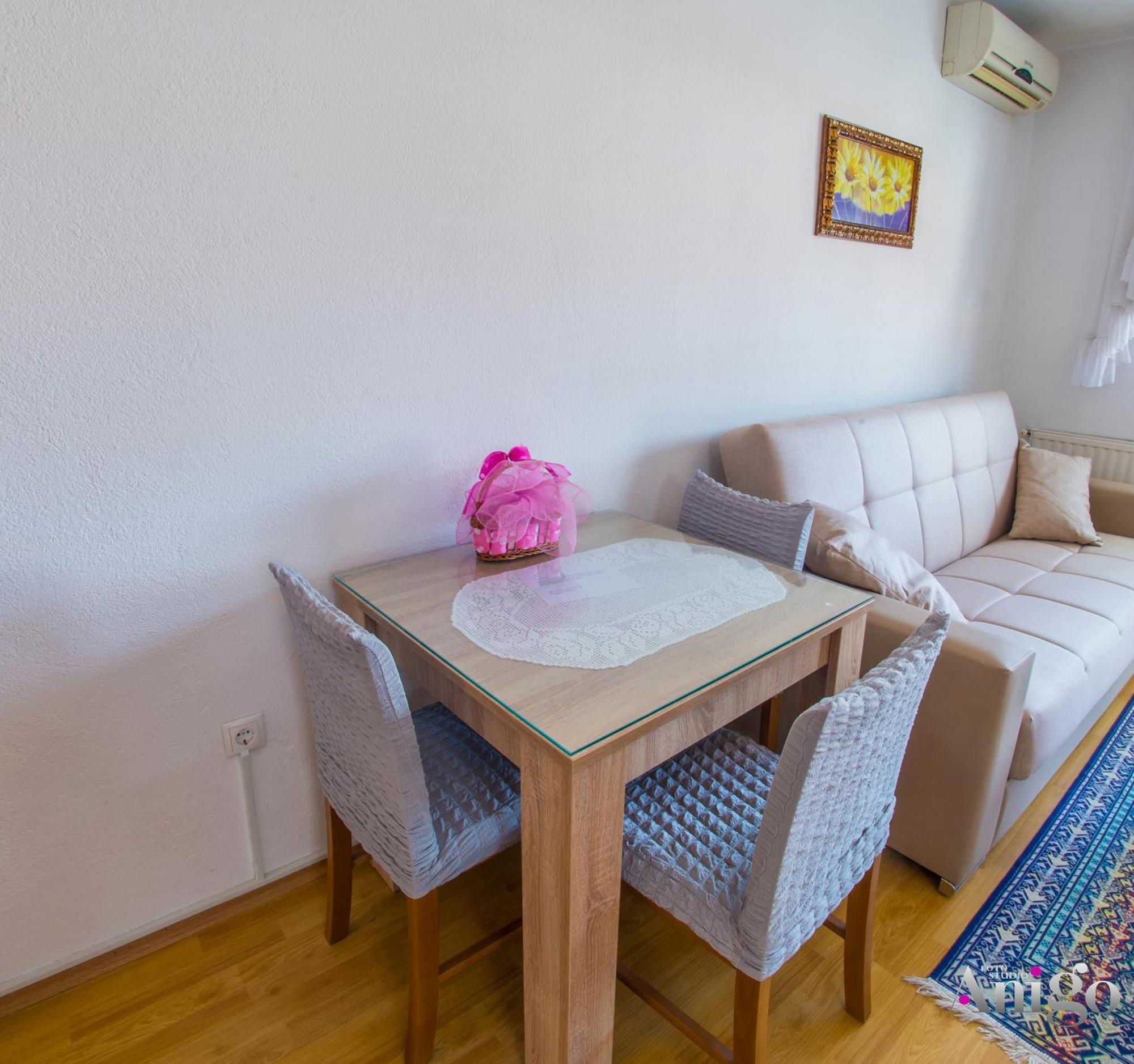 Apartment Ado Mostar Exteriör bild