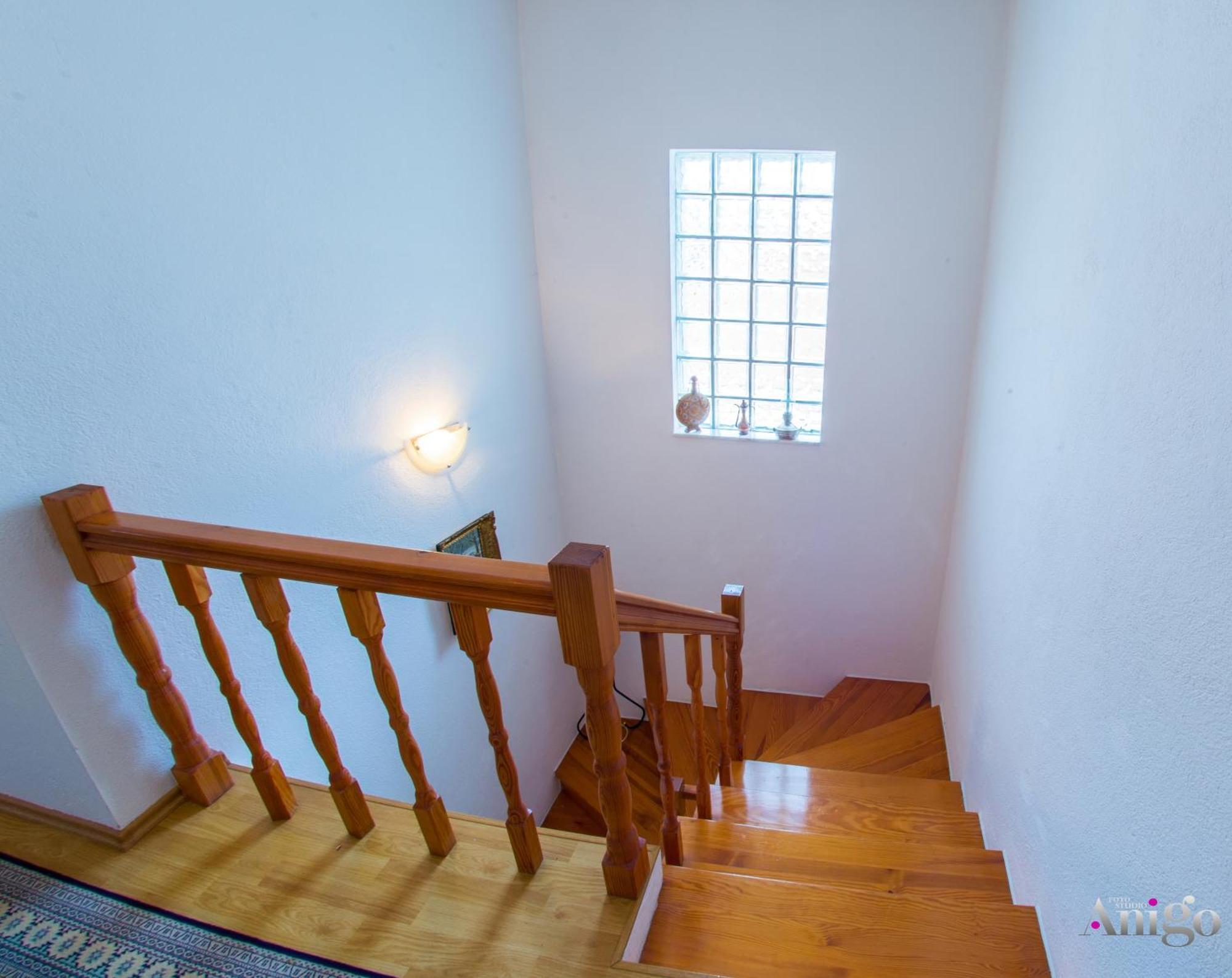 Apartment Ado Mostar Exteriör bild